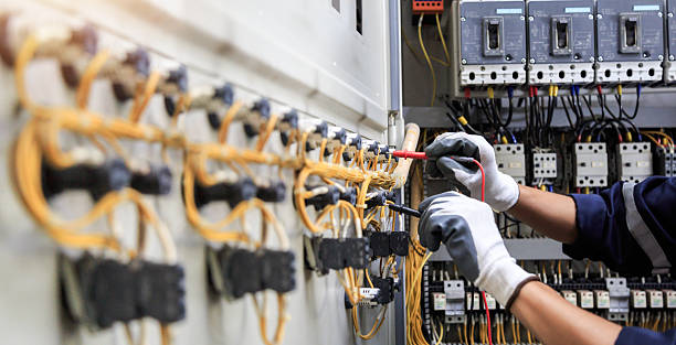 Professional Electrician technician working in Pine Prairie, LA